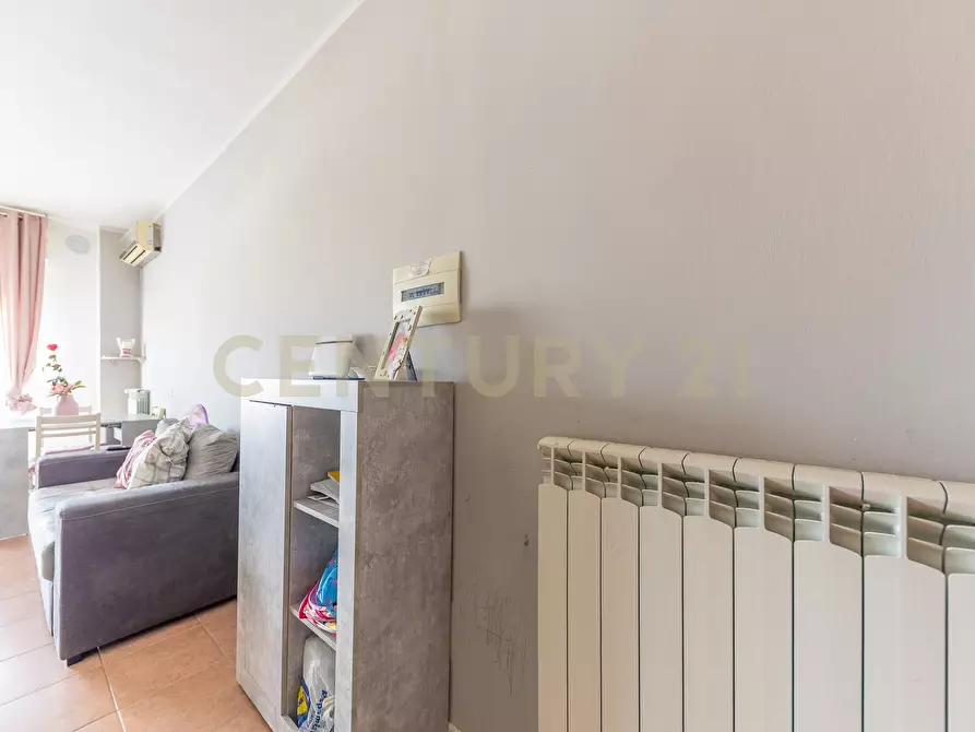 Immagine 14 di Bilocale in vendita  in Via Raffaello Liberti 163 a Roma