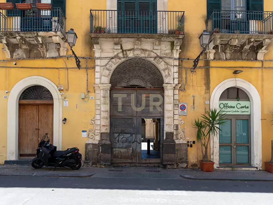 Immagine 38 di Bilocale in vendita  in Via Crociferi 60 a Catania