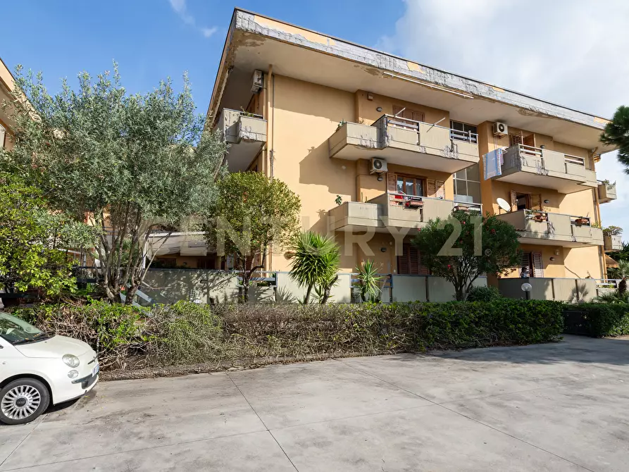 Immagine 7 di Appartamento in vendita  in Via Giovanni Guglielmino 74 a Tremestieri Etneo