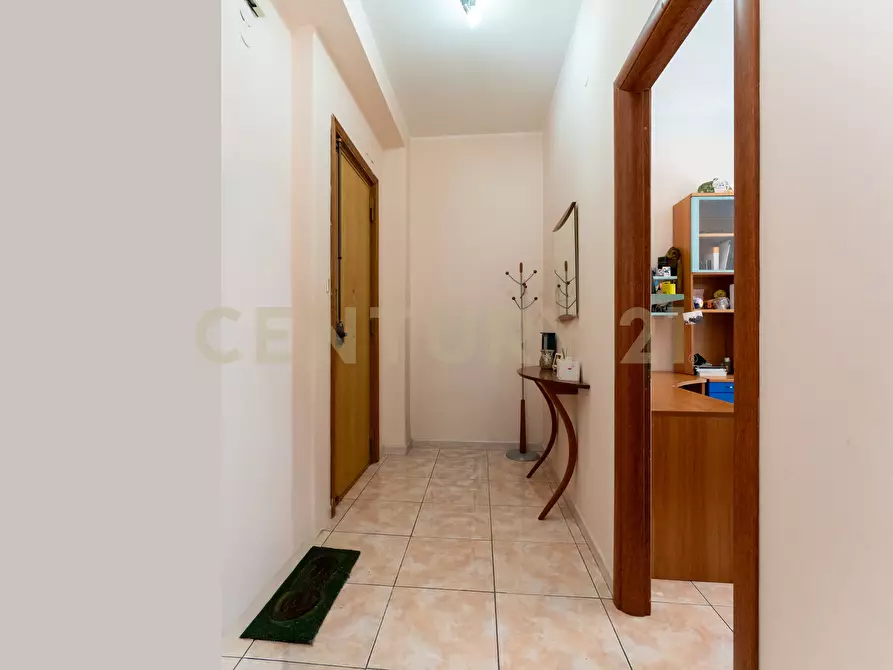 Immagine 16 di Pentalocale in vendita  in Corso delle Province 124 a Catania