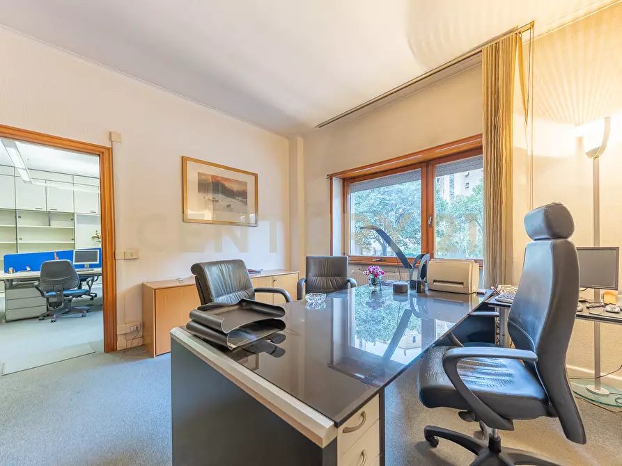 Immagine 16 di Quadrilocale in vendita  in Via Leon Pancaldo 26 a Roma