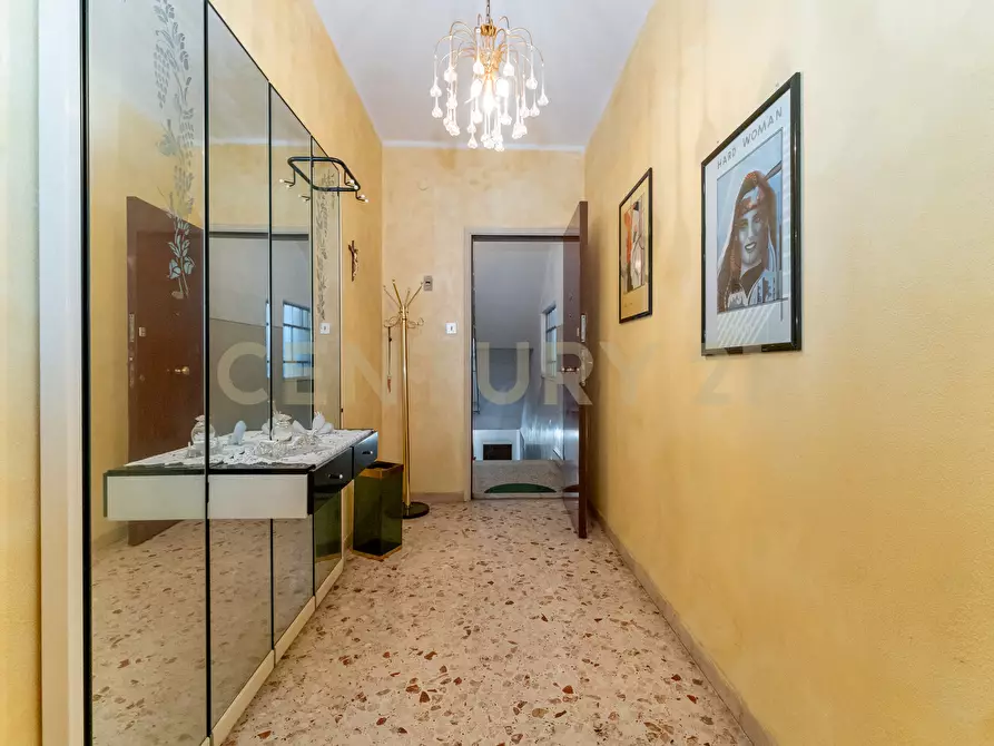 Immagine 37 di Trilocale in vendita  in Via Giambattista Pensabene 13 a Catania