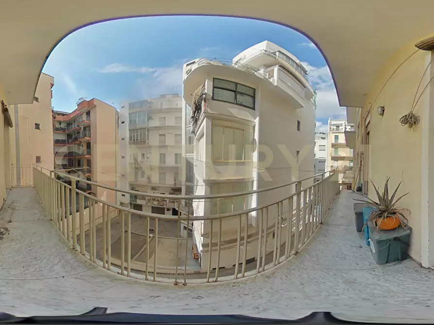 Immagine 52 di Pentalocale in vendita  in Via Milano 60 a Catania