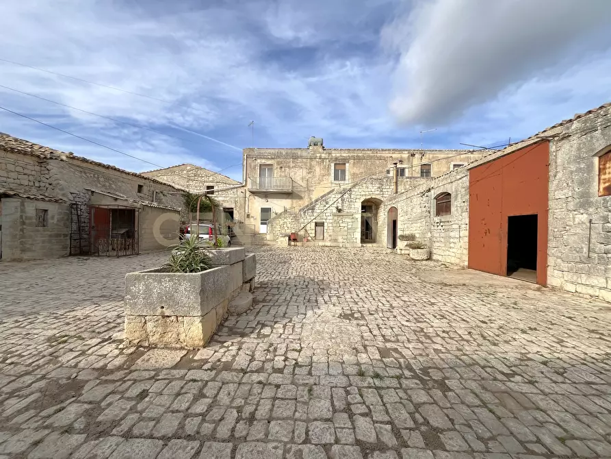Immagine 50 di Rustico / casale in vendita  in Via Passo Parrino 19 a Modica