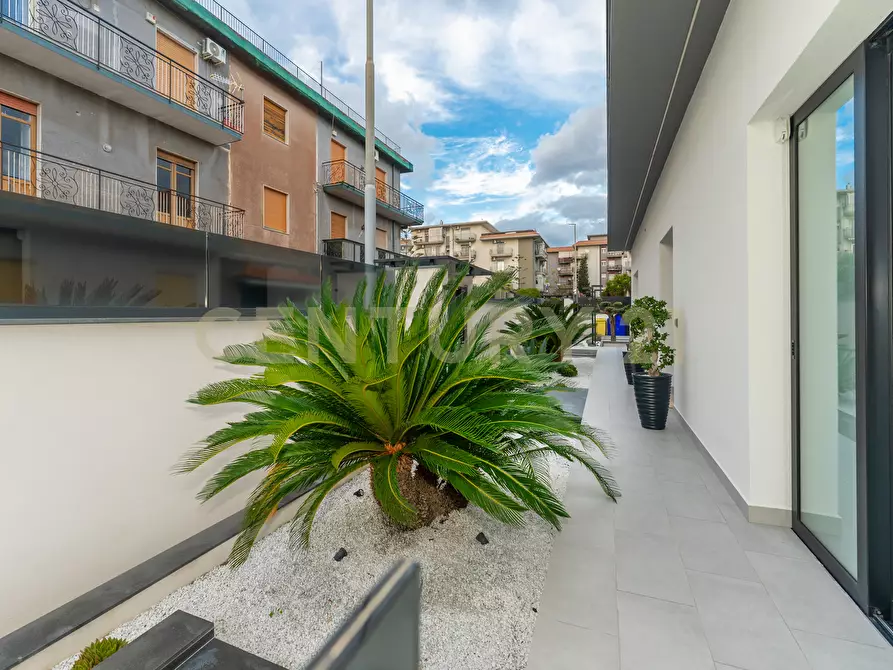 Immagine 10 di Villa in vendita  in Via Sant' Andrea 8 a Catania