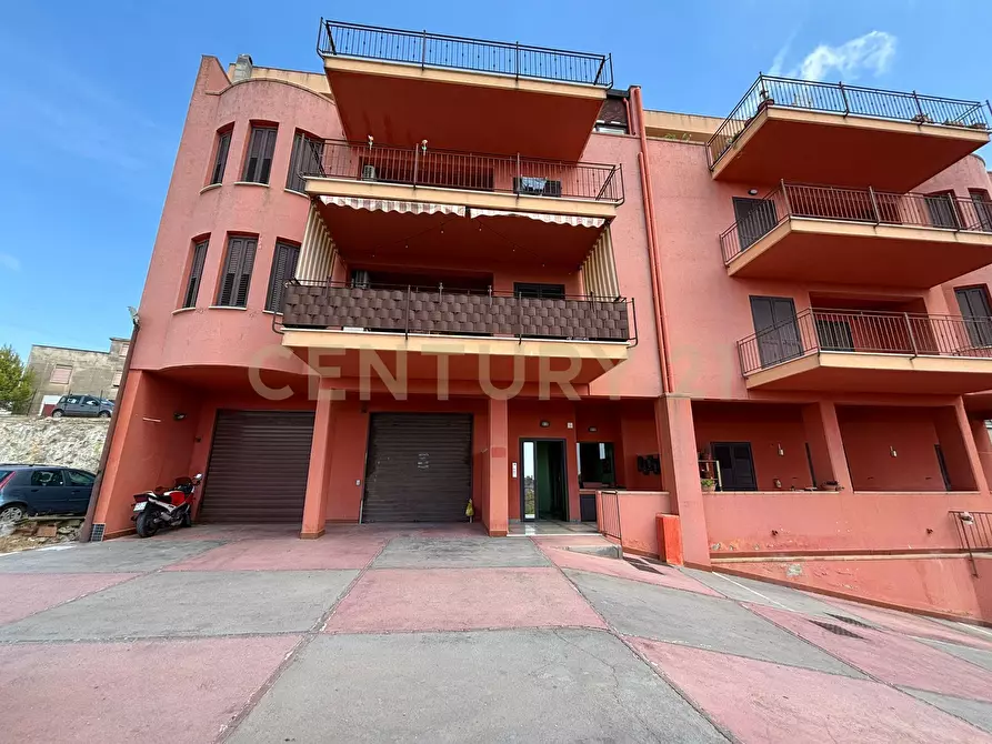 Immagine 63 di Pentalocale in vendita  in Via Giuseppe Basile 2 a Agrigento