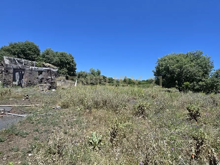 Immagine 36 di Terreno agricolo in vendita  in Vico Agatino De Marco a Gravina Di Catania