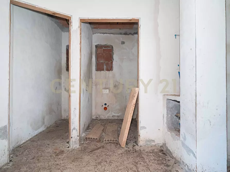 Immagine 20 di Palazzo in vendita  in Via dell'Aria snc a Pedara