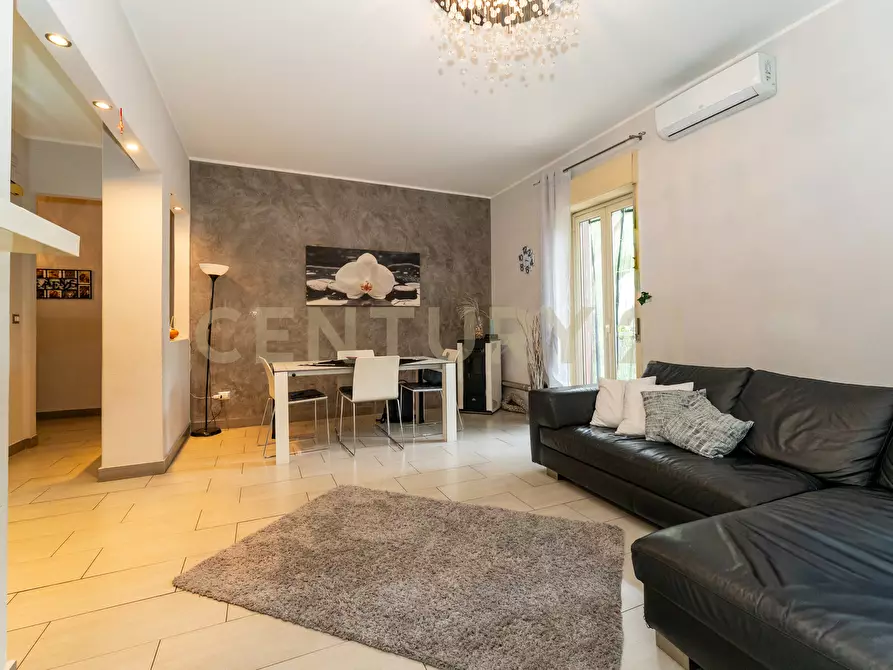 Immagine 1 di Appartamento in vendita  in Via del Falcetto 35 a Catania