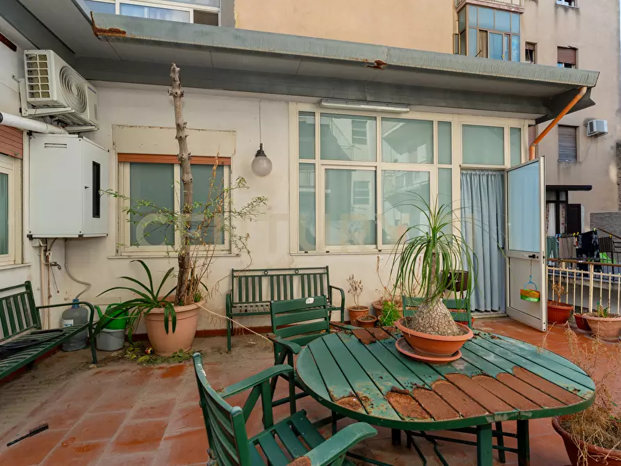 Immagine 1 di Trilocale in vendita  in Via Zuccarelli 70 a Catania
