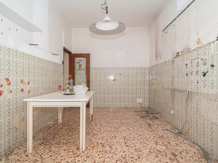 Immagine 5 di Quadrilocale in vendita  in Via Carrubella 8 a Gravina Di Catania