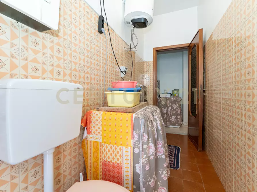 Immagine 27 di Villa in vendita  in Via Macello 47 a Catania