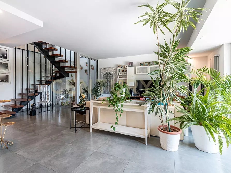 Immagine 3 di Villa in vendita  in Via Monpeluso 8 a Nicolosi
