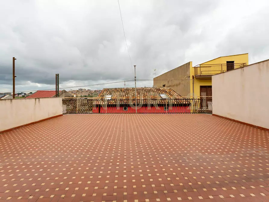 Immagine 42 di Quadrilocale in vendita  in Via Palermo 480a a Catania