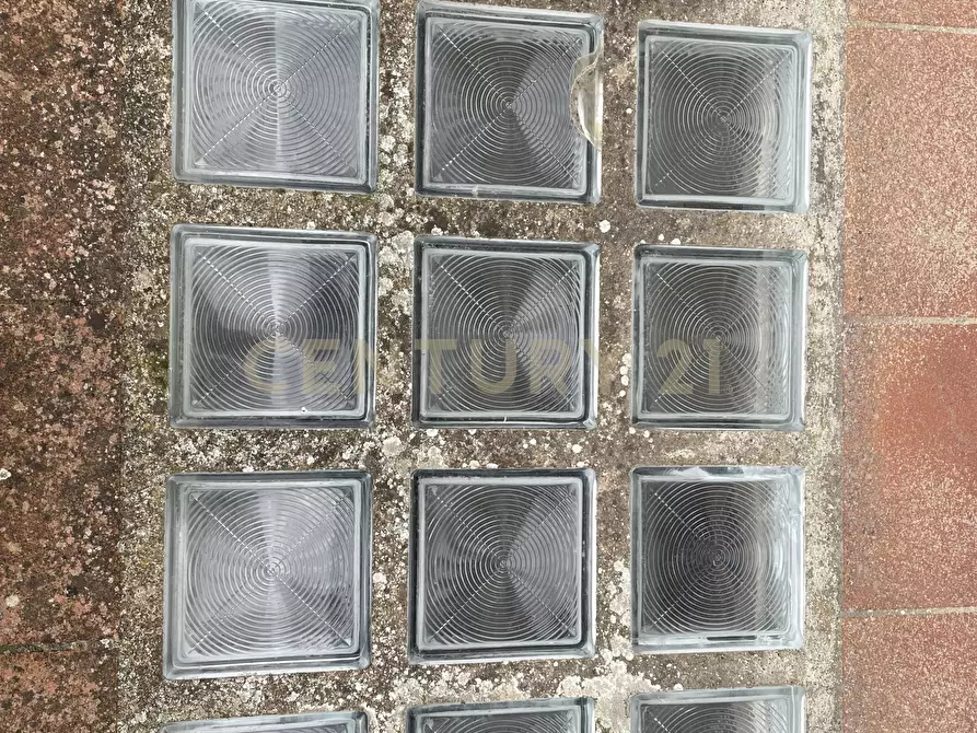 Immagine 37 di Villa in vendita  in Via Dante Alighieri a Semproniano