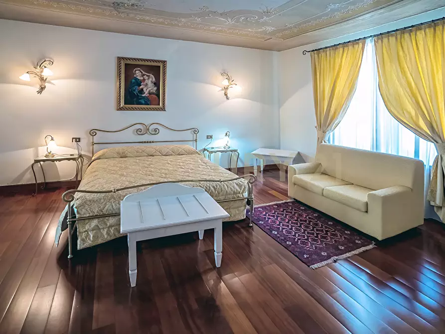 Immagine 15 di Villa in vendita  in Via Adige 25 a Brentino Belluno
