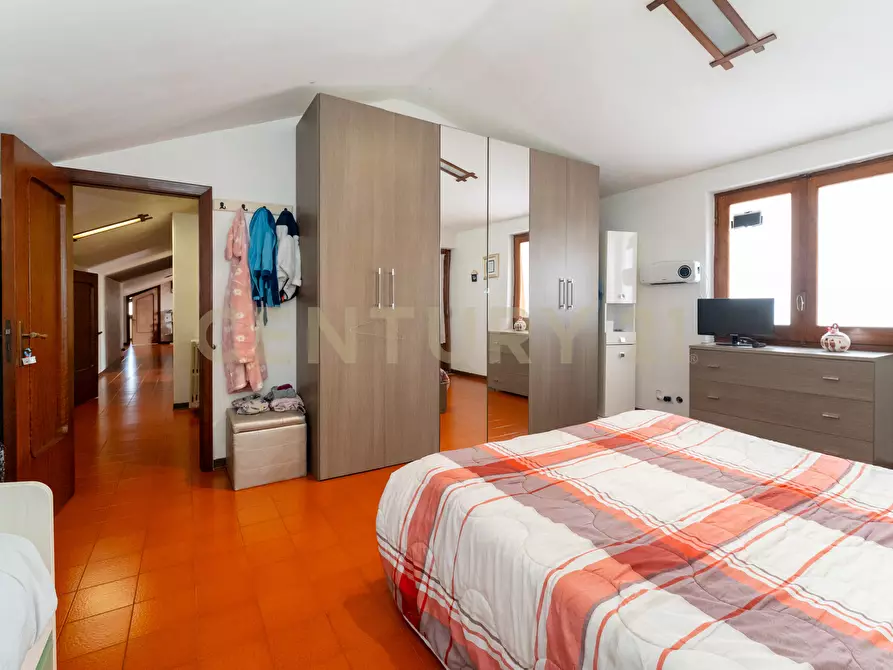 Immagine 28 di Attico in vendita  in Via Maugeri 76 a Valverde