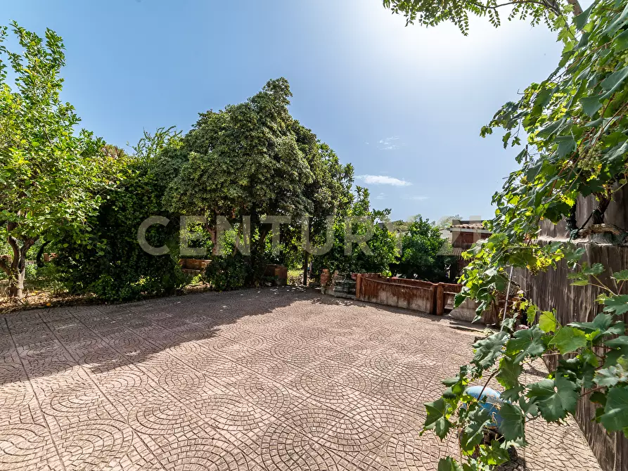 Immagine 15 di Villa in vendita  in Strada Comunale 9 Praiola 8 a Riposto