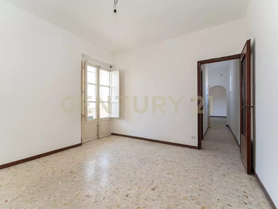 Immagine 11 di Bilocale in vendita  in Via Caduti del Lavoro 131 a Catania