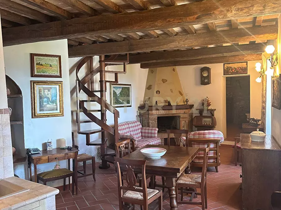 Immagine 1 di Pentalocale in vendita  in Via Porta San Francesco 1 a Cinigiano