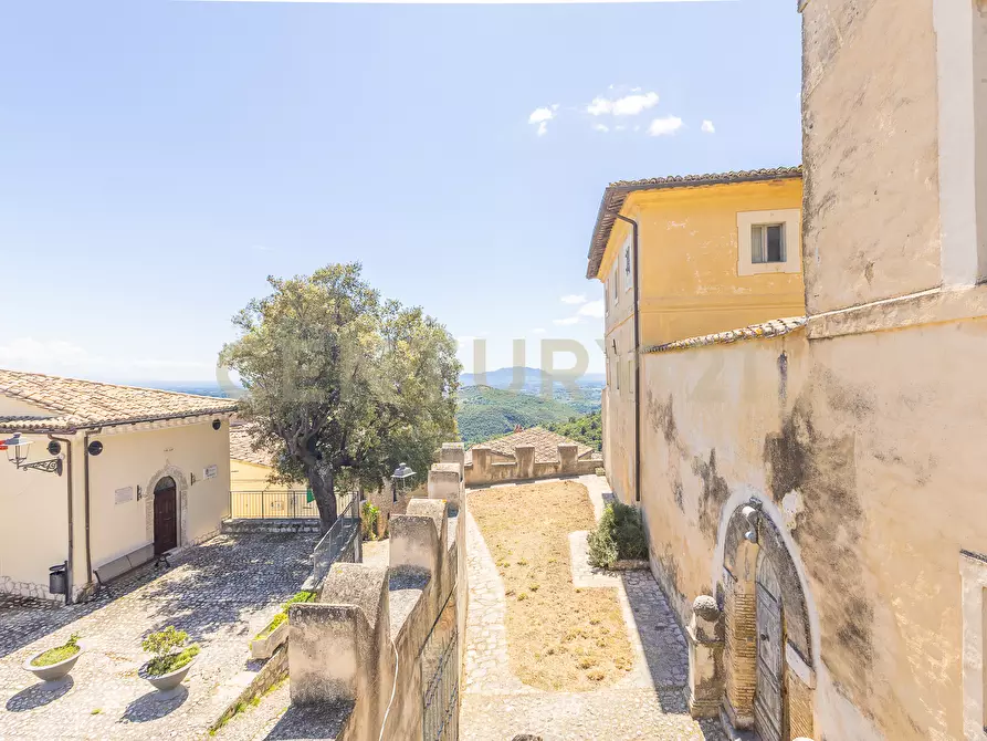 Immagine 12 di Villa in vendita  in Piazza del Municipio 1 a Vacone