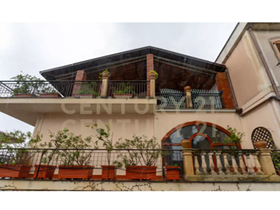 Immagine 1 di Villetta a schiera in vendita  in Via Carrubella 8 a Catania