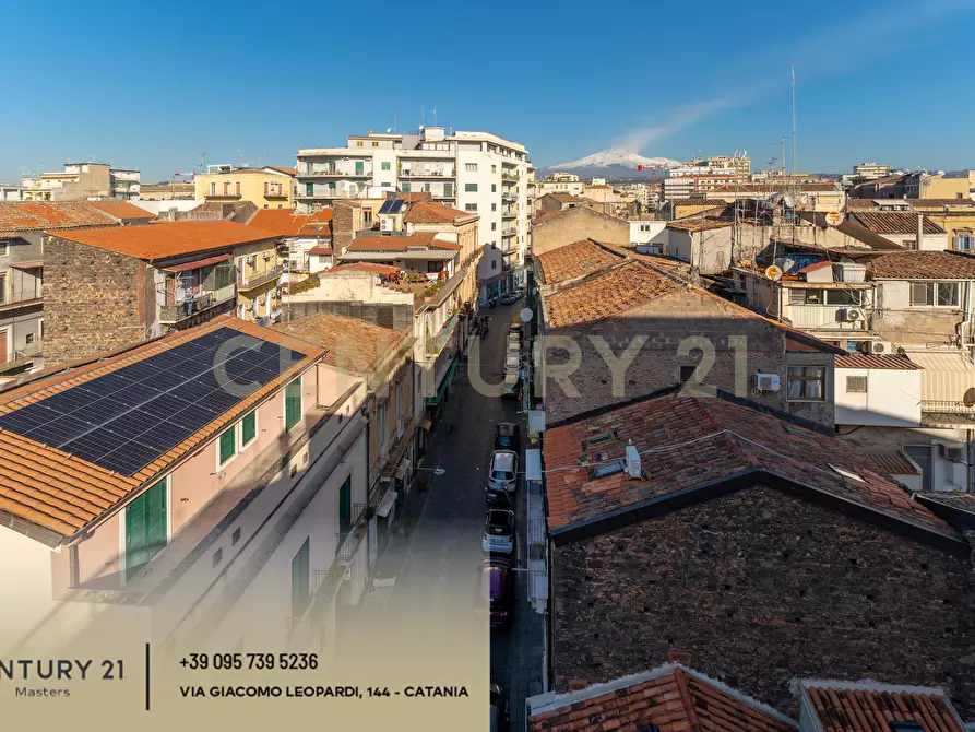 Immagine 62 di Attico in vendita  in Via Gargano 31 a Catania