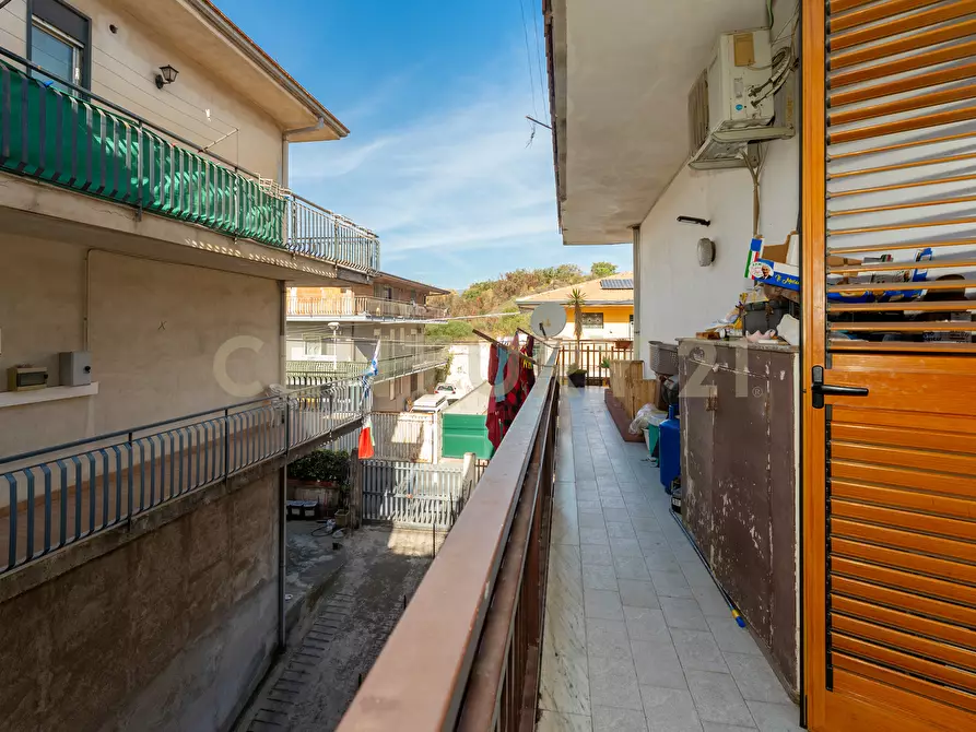 Immagine 20 di Pentalocale in vendita  in Via Antonio de Curtis 27 a Misterbianco