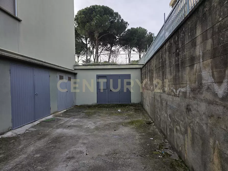 Immagine 14 di Quadrilocale in vendita  in Via E. Curiel 6 a Gavorrano