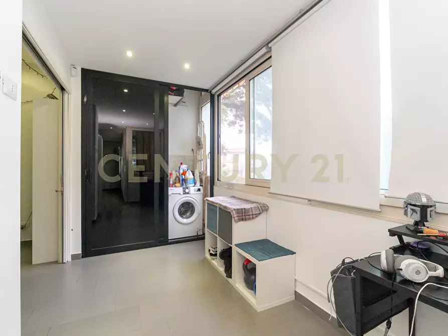 Immagine 15 di Bilocale in vendita  in Via Livorno 101 a Aci Castello