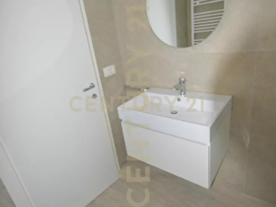 Immagine 21 di Pentalocale in vendita  in Viale Giulio Cesare 3 a Grosseto