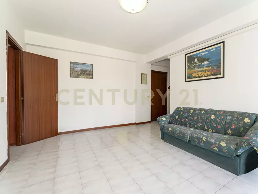 Immagine 11 di Quadrilocale in vendita  in Viale Librino 1 a Catania