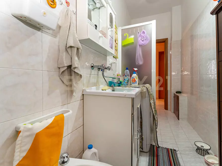 Immagine 21 di Quadrilocale in vendita  in Via Ercole Patti 91 a Pedara