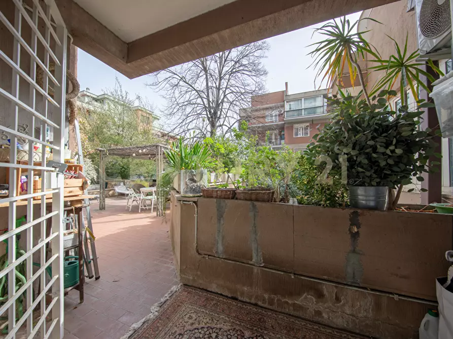 Immagine 40 di Trilocale in vendita  in Via Giuseppe Mussi 5 a Roma