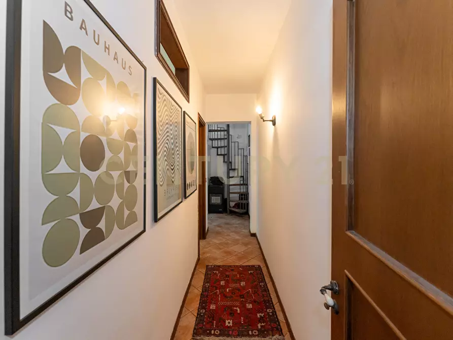 Immagine 12 di Casa indipendente in vendita  in Via Etnea 419 a Tremestieri Etneo