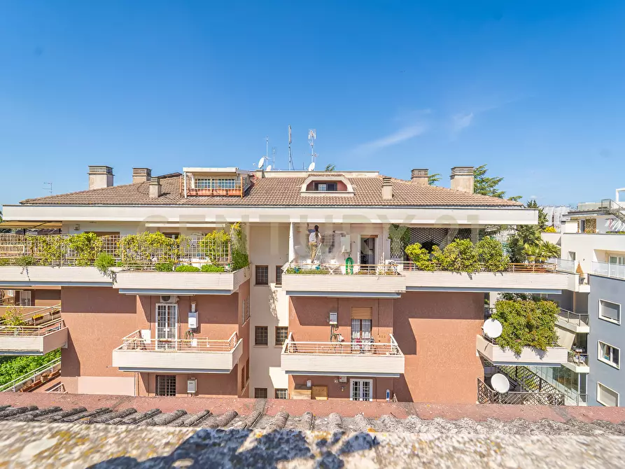 Immagine 63 di Attico in vendita  in Viale Cortina d'Ampezzo 199 a Roma