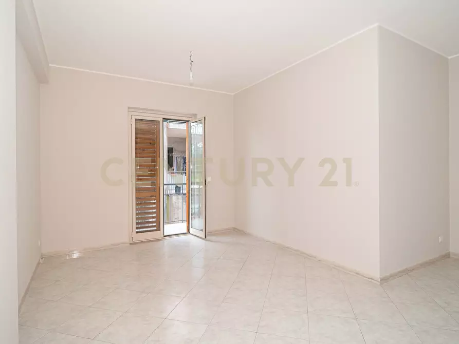 Immagine 4 di Quadrilocale in vendita  in Via Salvo D'Acquisto 42 a Aci Catena