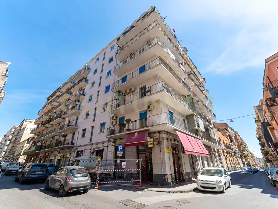 Immagine 3 di Appartamento in affitto  in Via Vittorio Emanuele Orlando 130 a Catania