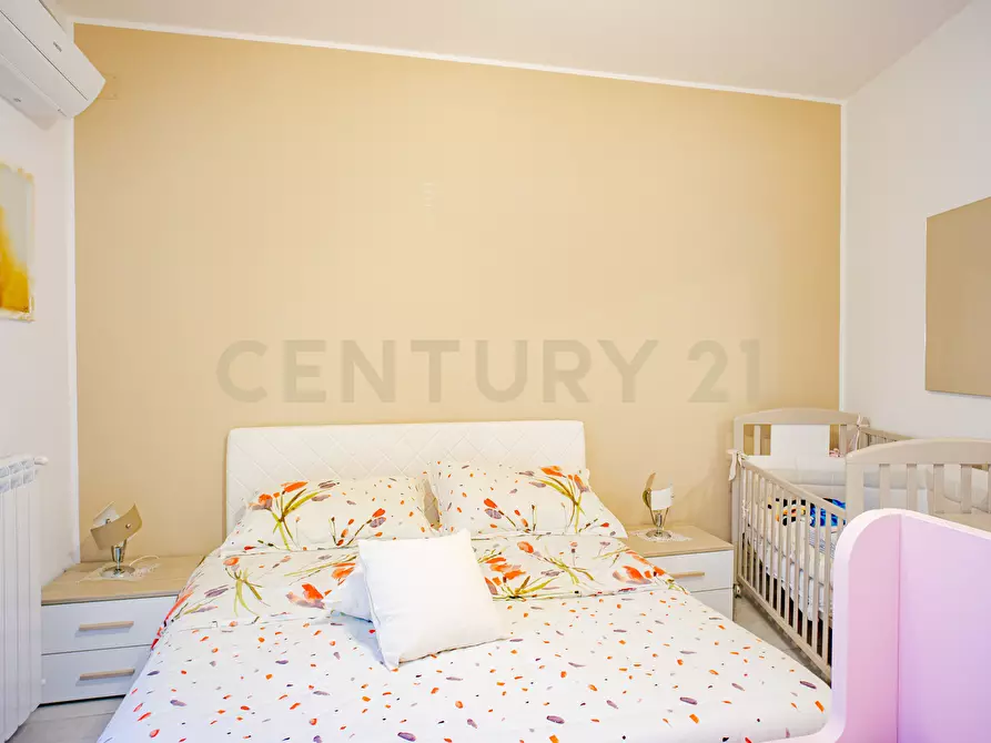 Immagine 11 di Trilocale in vendita  in Via Giuseppe Simili 73-77 a Catania