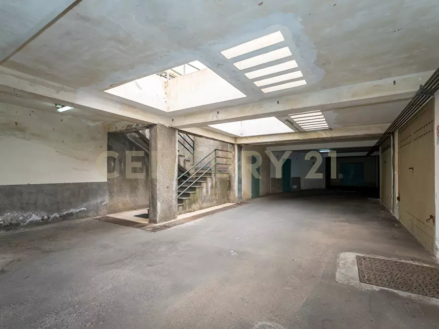 Immagine 19 di Quadrilocale in vendita  in Via Macello 86 a San Giovanni La Punta