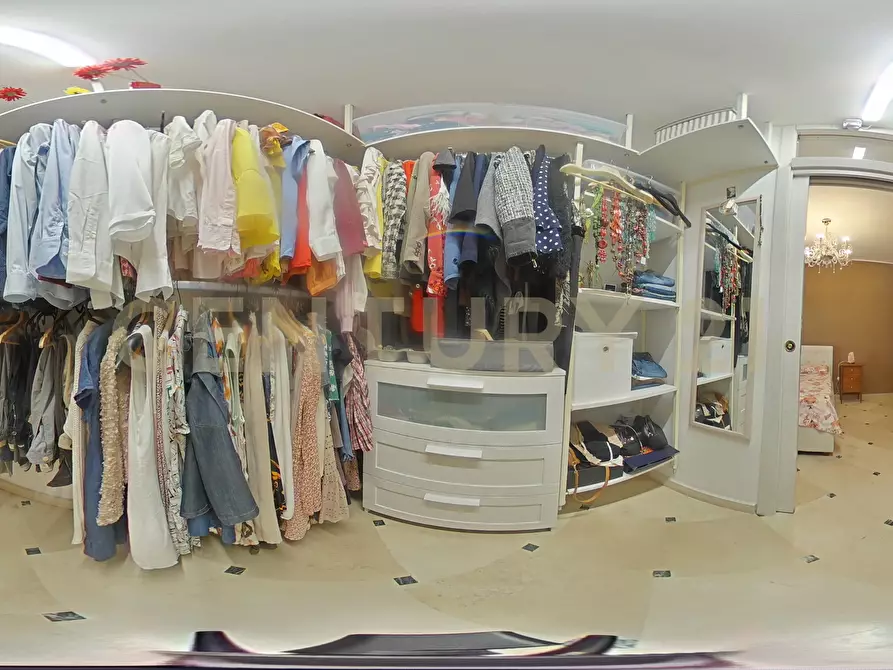 Immagine 83 di Appartamento in vendita  in Via Antonino di Sangiuliano 298 a Catania