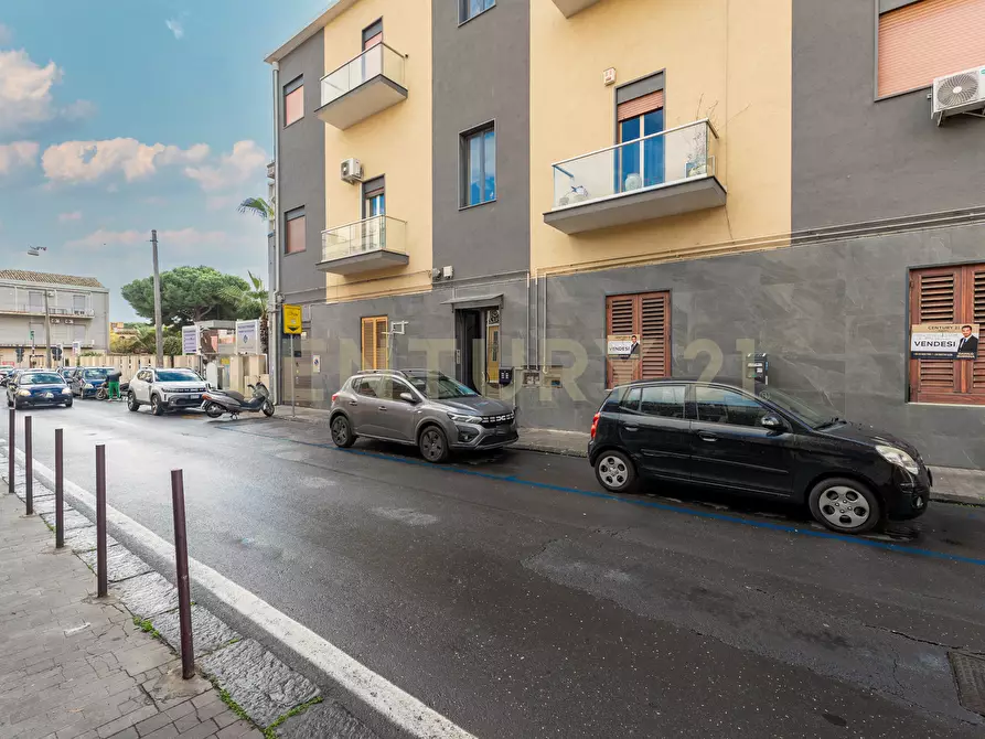 Immagine 57 di Appartamento in vendita  in Via Antonio Zacco 7 a Catania