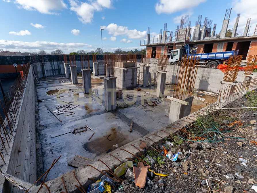 Immagine 69 di Quadrilocale in vendita  in Via Turati 13 a Belpasso