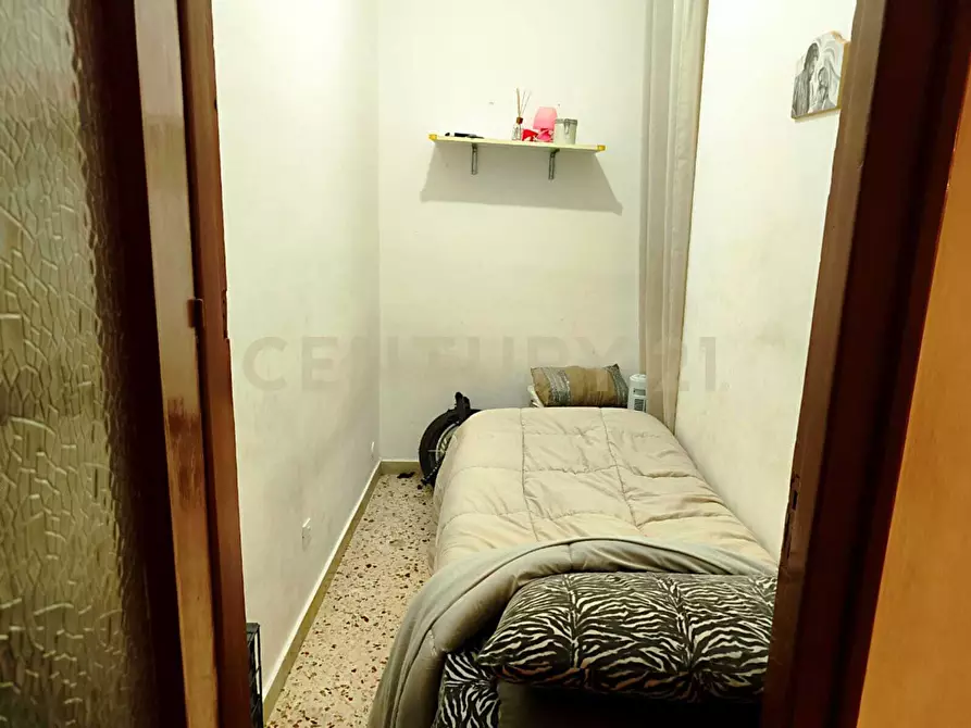 Immagine 18 di Bilocale in vendita  in Via Scillato 34 a Palermo