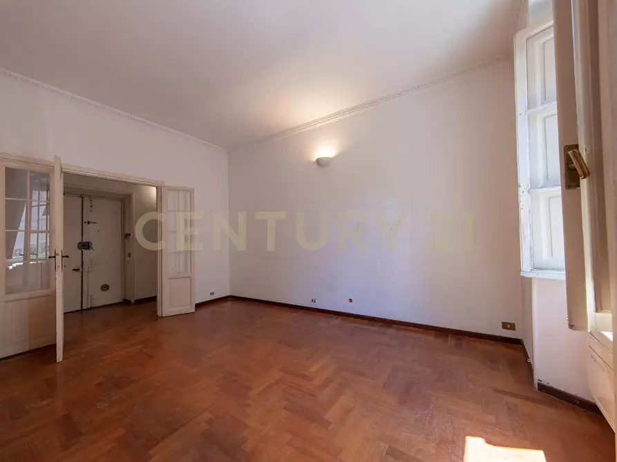 Immagine 14 di Quadrilocale in vendita  in Via Plinio 22 a Roma