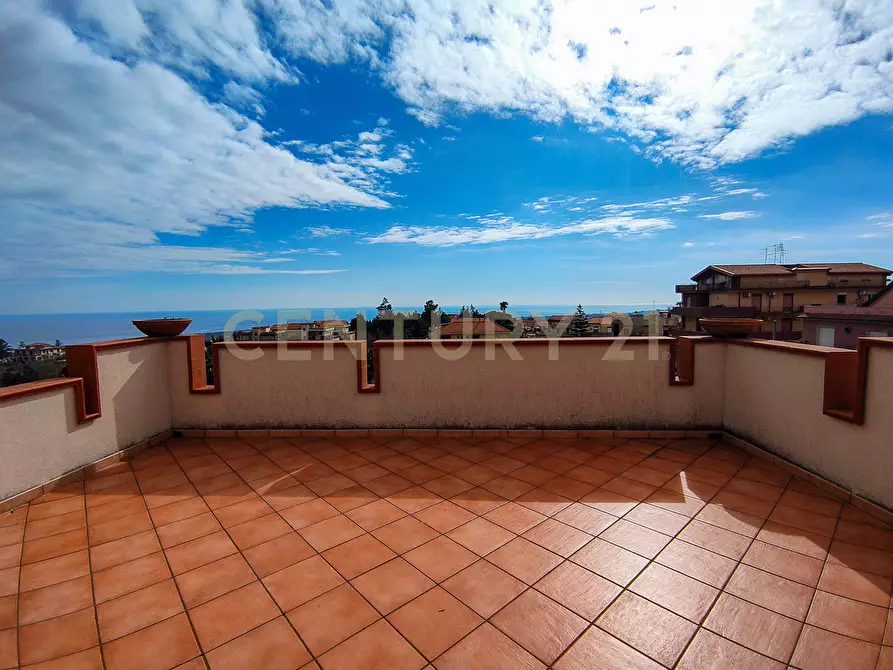 Immagine 47 di Villa in vendita  in Via Musumeci 47 a Giarre