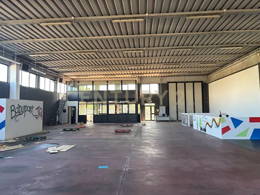 Immagine 12 di Attività artigianale in affitto  in Via Caduti sul Lavoro 23 a Isola Della Scala