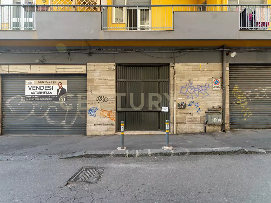 Immagine 30 di Quadrilocale in vendita  in Via Enna 15 a Catania