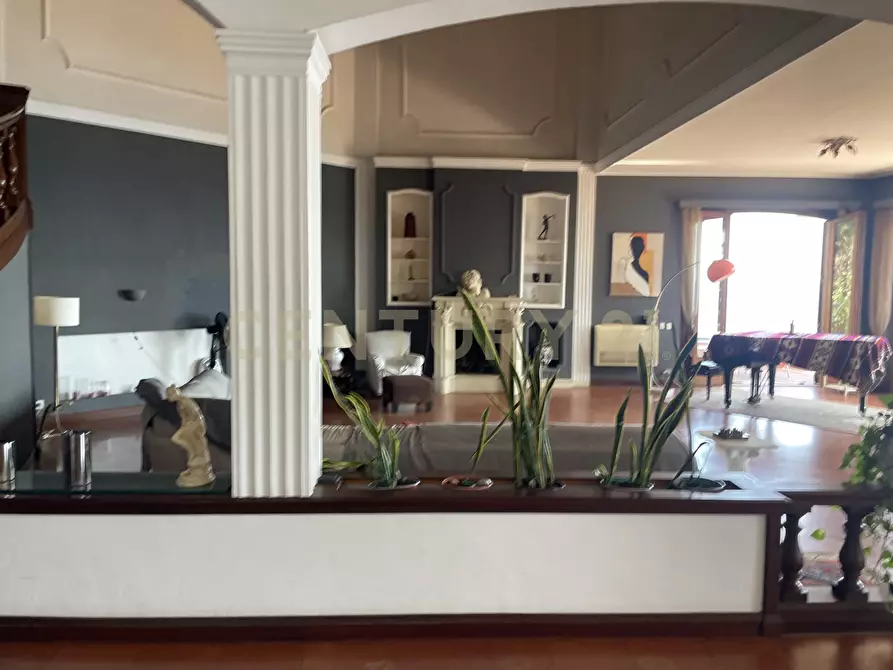 Immagine 67 di Villa in vendita  in manzella sn a Aci Castello