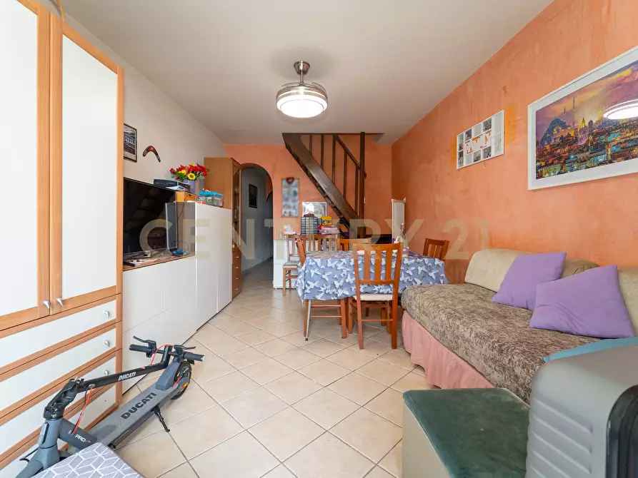 Immagine 12 di Trilocale in vendita  in Via del Vecchio Bastione 29 a Catania